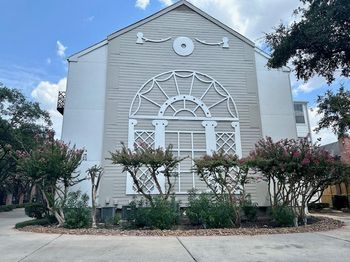 2333 Bering Drive