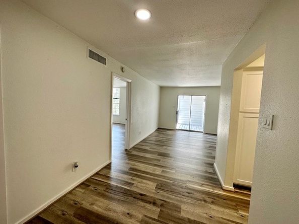 2333 Bering Drive 311, Houston TX 77057