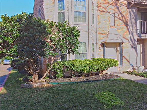 800 Country Place Drive 909, Houston TX 77079