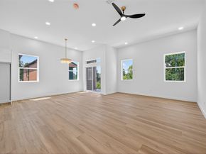 1216 E 34th St A Street, Houston TX 77022