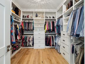 221 W 26th Street B, Houston TX 77008