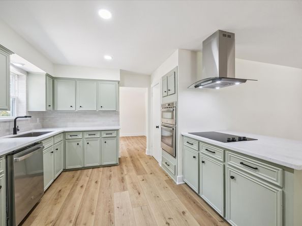 2723 Bernadette Lane, Houston TX 77043