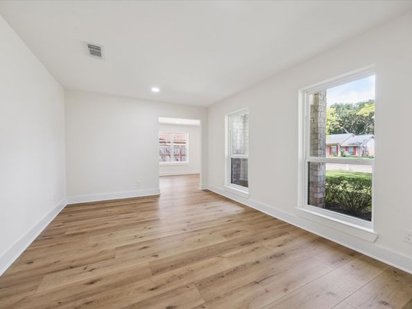 2723 Bernadette Lane, Houston TX 77043