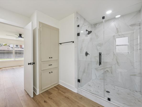 2723 Bernadette Lane, Houston TX 77043