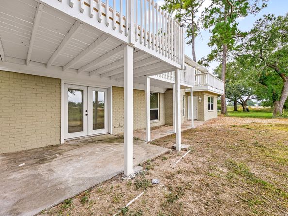 5914 Lawn Lane, Houston TX 77088