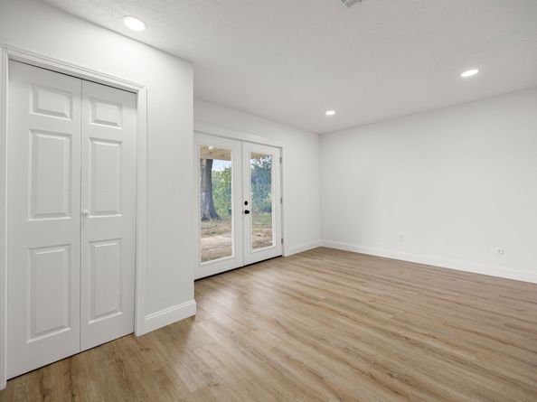 5914 Lawn Lane, Houston TX 77088