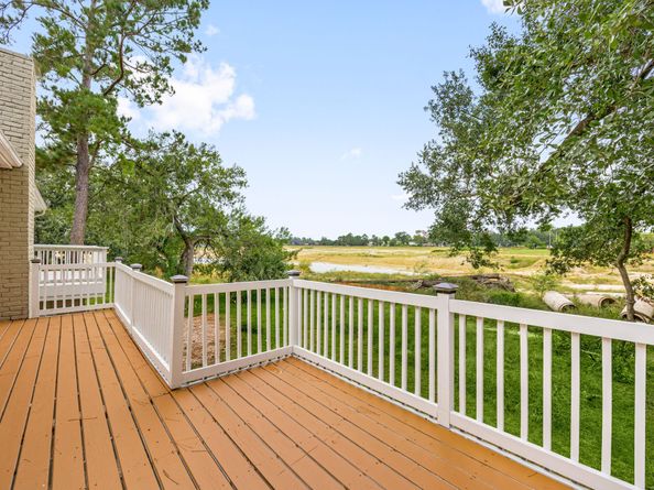 5914 Lawn Lane, Houston TX 77088