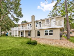 5914 Lawn Lane, Houston TX 77088
