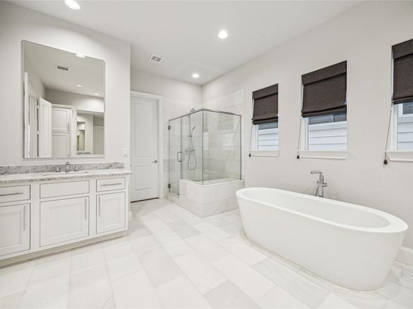 1212 W 16th Street, Houston TX 77008