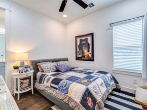 327 Yale Oaks Lane, Houston TX 77091
