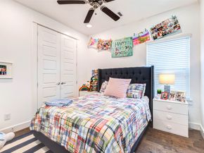 327 Yale Oaks Lane, Houston TX 77091