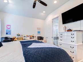 327 Yale Oaks Lane, Houston TX 77091