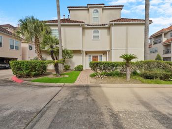 7107 Harmony Cove