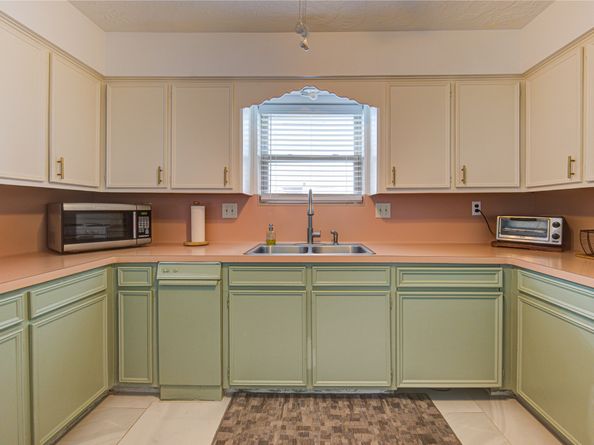 12302 Meadowdale Drive, Meadows Place TX 77477