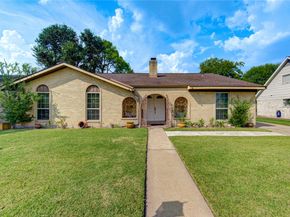 12302 Meadowdale Drive, Meadows Place TX 77477