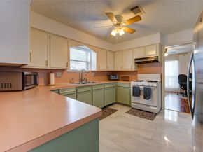 12302 Meadowdale Drive, Meadows Place TX 77477