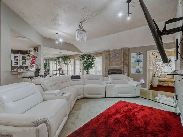 7006 River Bluff Drive, Houston TX 77085