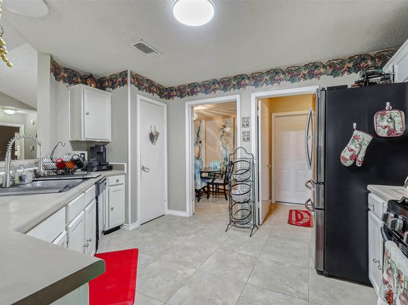 7006 River Bluff Drive, Houston TX 77085