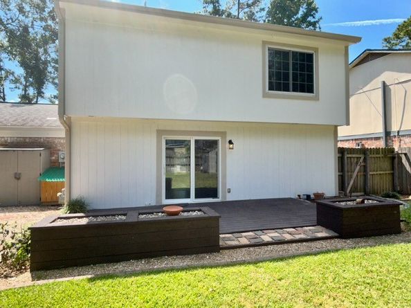 2135 Lone Rock Drive, Houston TX 77339