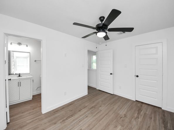 7312 Wileyvale Drive E, Houston TX 77016