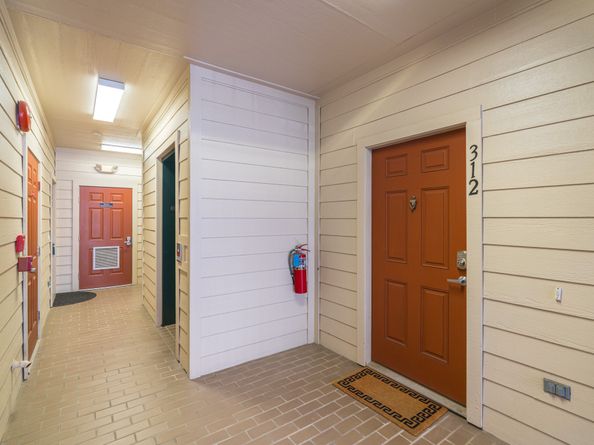6607 Lake Woodlands Drive 312, The Woodlands TX 77382