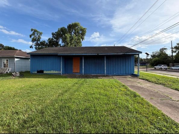 3902 Alberta Street, Houston TX 77021