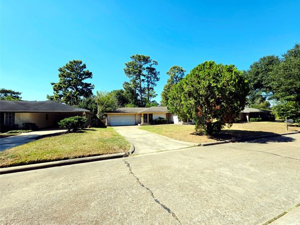 9935 Bertwood Street, Houston TX 77016
