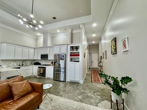 5801 Winsome Lane 306, Houston TX 77057