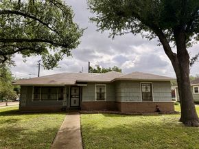 1018 Worthshire Street, Houston TX 77008