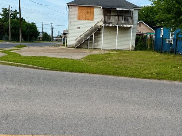1806 Ssgt Macario Garcia Drive, Houston TX 77011
