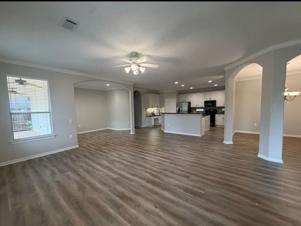 14 Dardenelle Ct, Conroe TX 77384