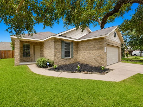 13035 Avery Ridge Lane, Tomball TX 77377