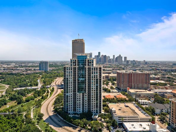3333 Allen Parkway 709, Houston TX 77019