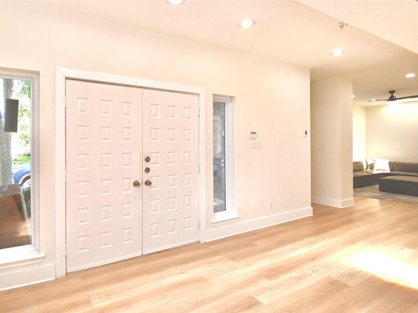 11806 Braesridge Drive, Houston TX 77071