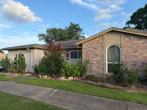 13074 Clarewood Drive, Houston TX 77072