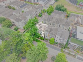 4501 Feagan Street, Houston TX 77007