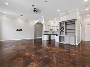 5801 Winsome Lane 202, Houston TX 77057