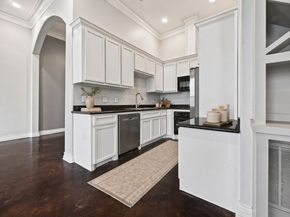 5801 Winsome Lane 202, Houston TX 77057