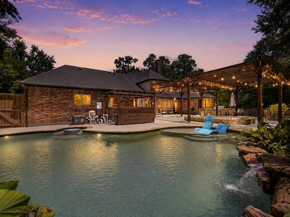 9010 Willow Springs Lane, Conroe TX 77302