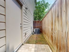 8749 Bryam, Houston TX 77061