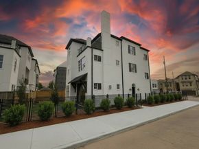 2704 Maxroy Drive, Houston TX 77007