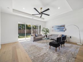 6634 Sylvan Street, Houston TX 77023