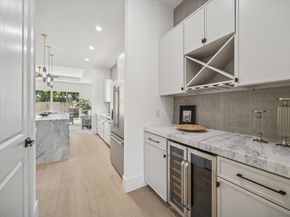 6634 Sylvan Street, Houston TX 77023