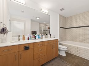 5925 Almeda Road 10814, Houston TX 77004