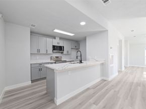 13950 Ashdale Lane, Houston TX 77083