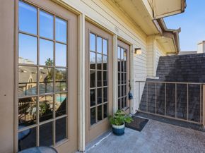 2425 Holly Hall Street 100, Houston TX 77054