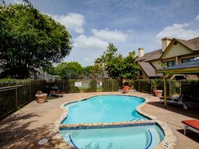 2425 Holly Hall Street 100, Houston TX 77054