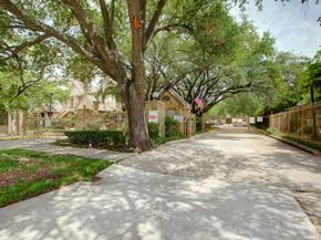 2425 Holly Hall Street 100, Houston TX 77054