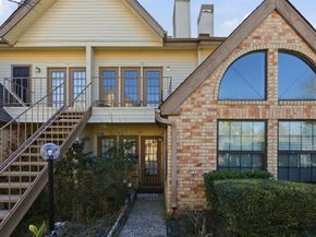 2425 Holly Hall Street 100, Houston TX 77054