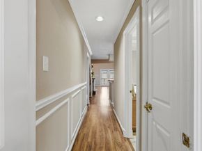 2425 Holly Hall Street 100, Houston TX 77054